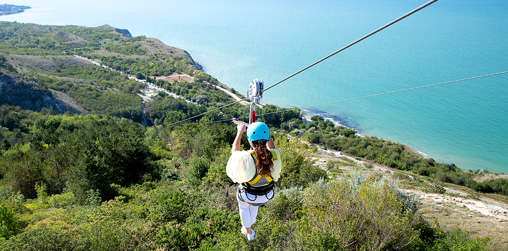 Zipline_990x490_4